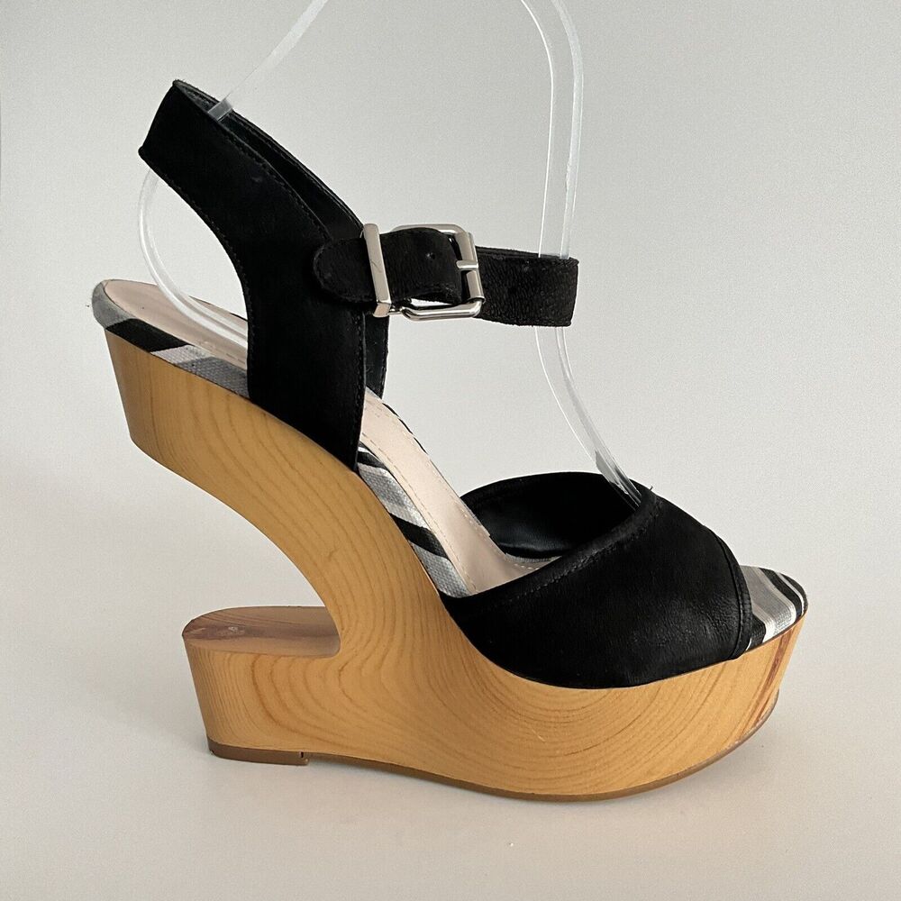 BCBGeneration Suede Vendi Open-toe Platform Sanda… - image 2